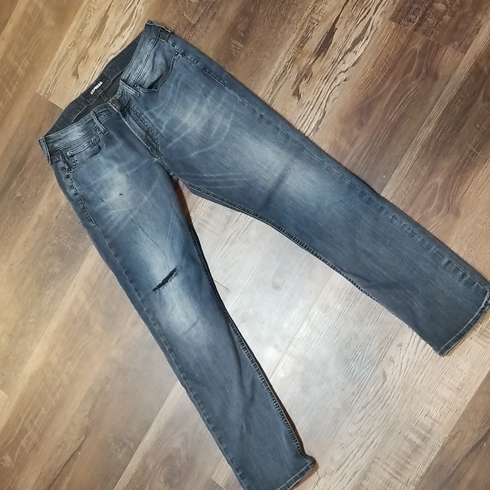 Express jeans, distressed, dark blue with fading and whiskering, Sz 34